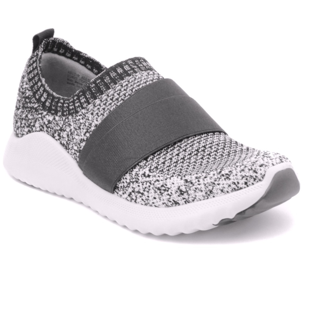 NWT Allie Arch Aetrex Support Sneakers